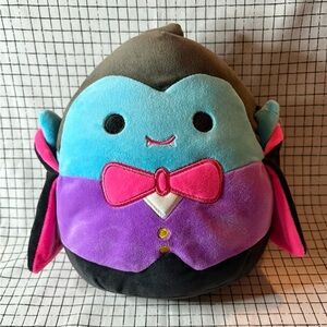 Vanda the Neon Vampire Squishmallow NWT Halloween Plushie